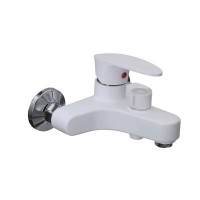 Смеситель для ванны Plamix CEZAR-009 EURO SET White, со шлангом, лейкой и кронштейном (PM0692)